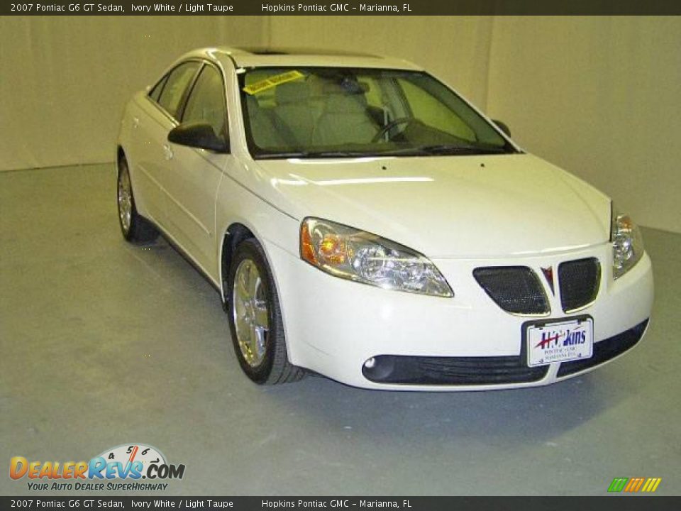2007 Pontiac G6 GT Sedan Ivory White / Light Taupe Photo #2