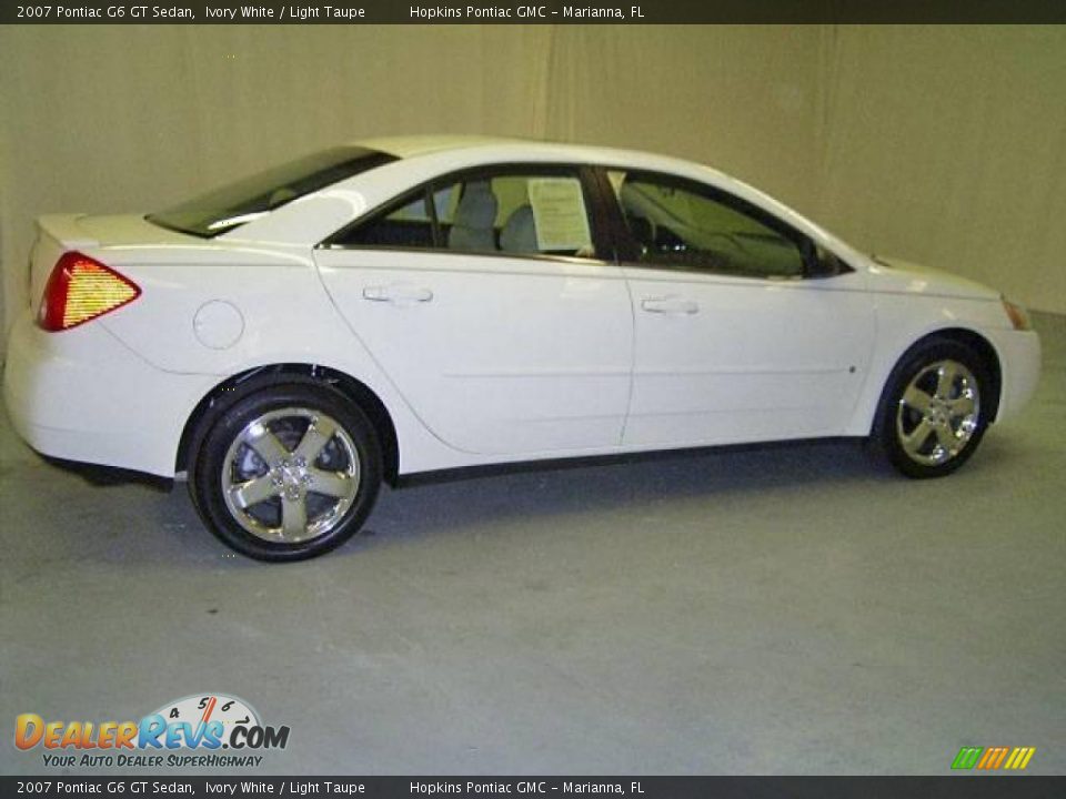 2007 Pontiac G6 GT Sedan Ivory White / Light Taupe Photo #8