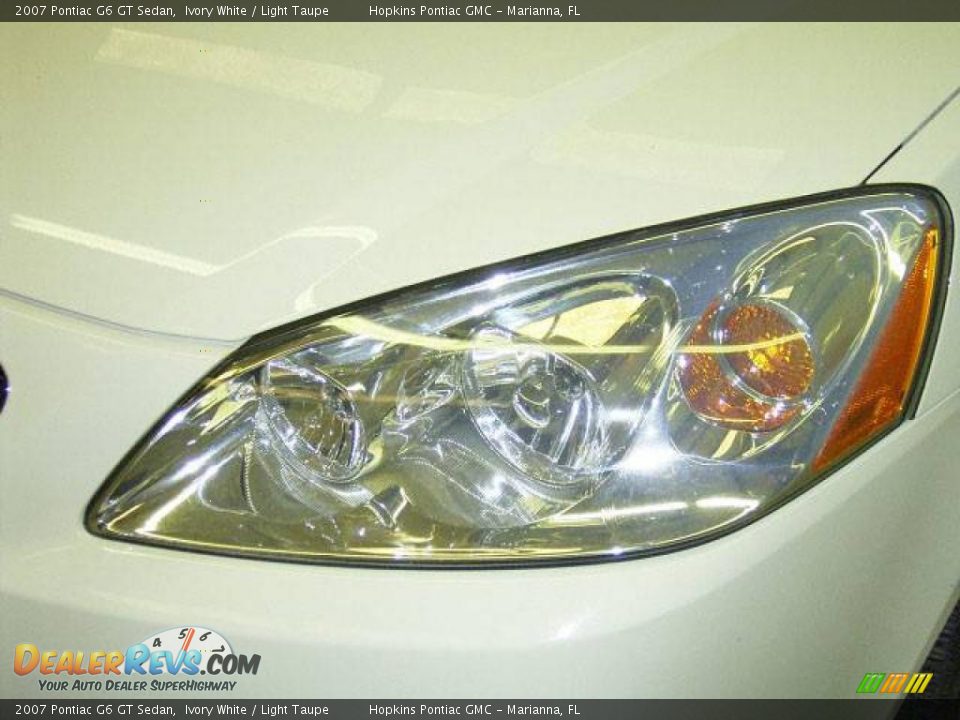 2007 Pontiac G6 GT Sedan Ivory White / Light Taupe Photo #17