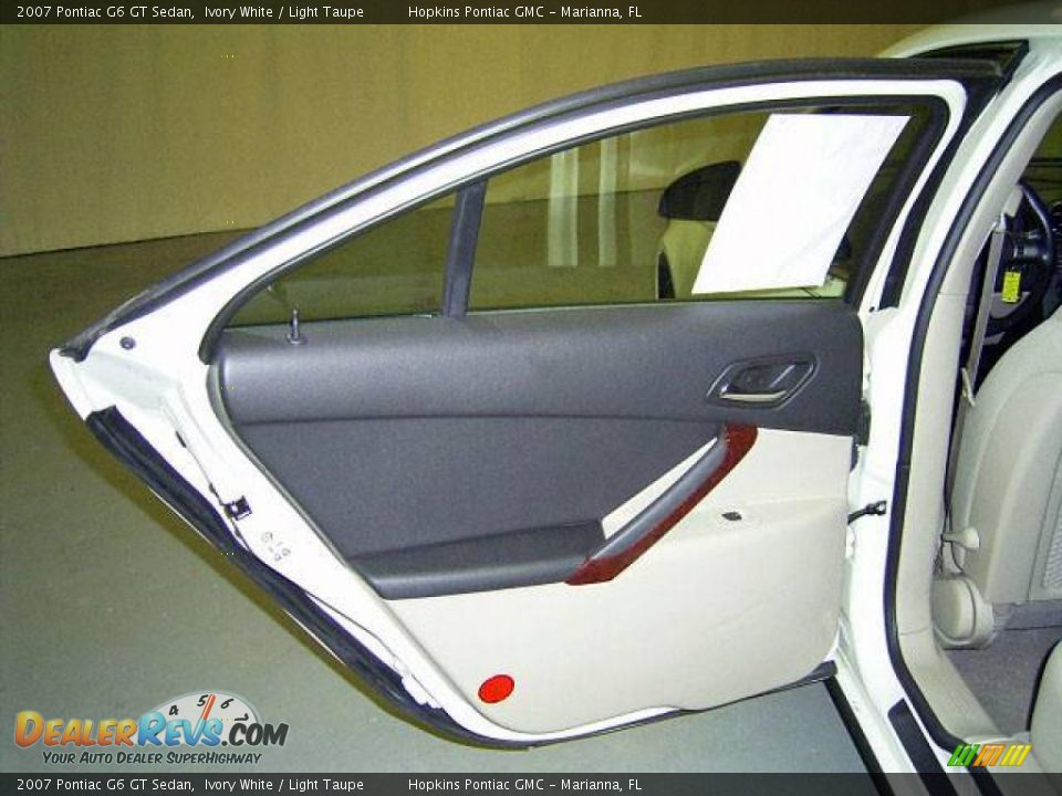 2007 Pontiac G6 GT Sedan Ivory White / Light Taupe Photo #20