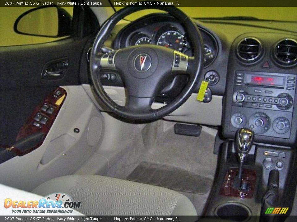 2007 Pontiac G6 GT Sedan Ivory White / Light Taupe Photo #28