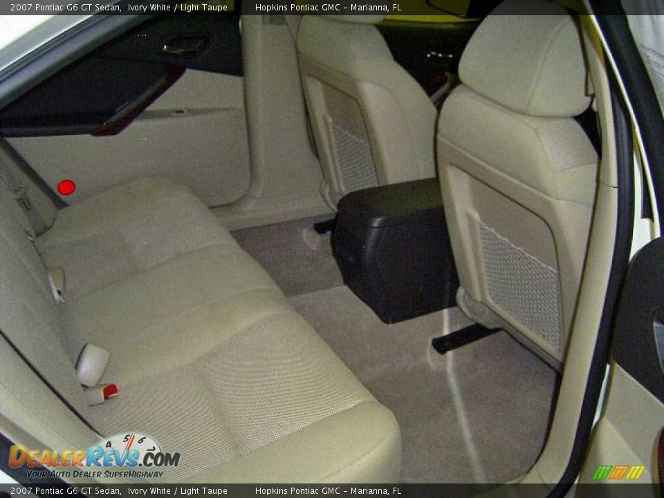 2007 Pontiac G6 GT Sedan Ivory White / Light Taupe Photo #32