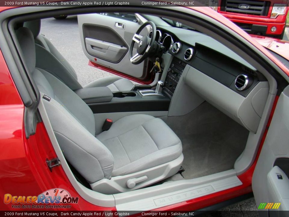 2009 Ford Mustang V6 Coupe Dark Candy Apple Red / Light Graphite Photo #9