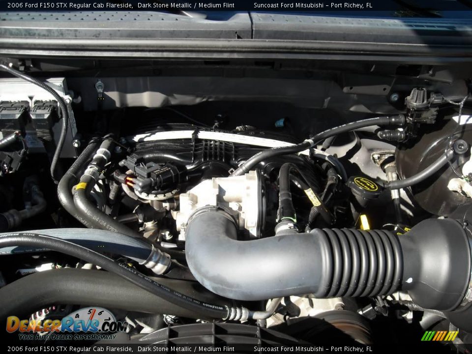 2006 Ford F150 STX Regular Cab Flareside Dark Stone Metallic / Medium Flint Photo #11