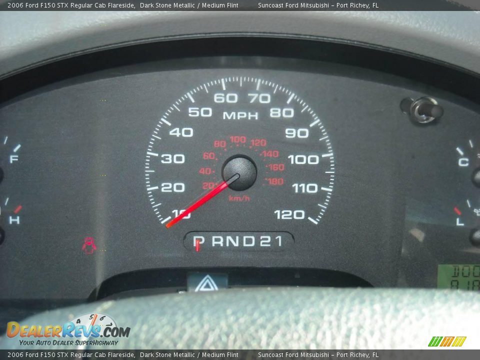 2006 Ford F150 STX Regular Cab Flareside Dark Stone Metallic / Medium Flint Photo #28