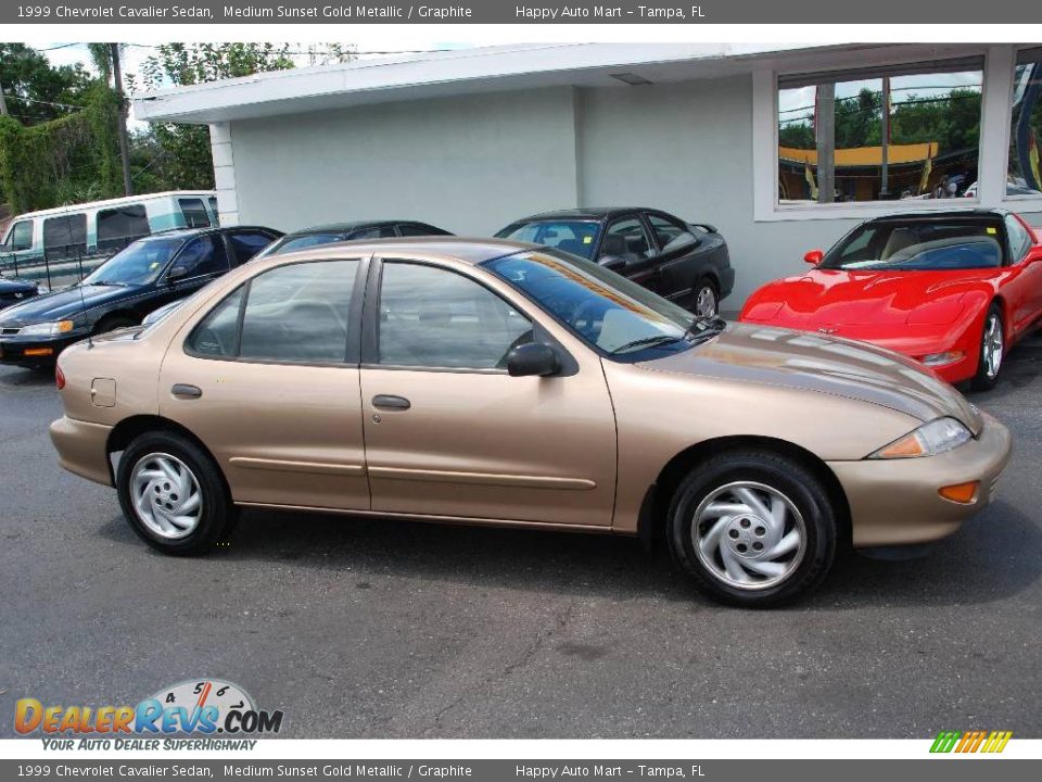 1999 Chevrolet Cavalier Sedan Medium Sunset Gold Metallic / Graphite Photo #5