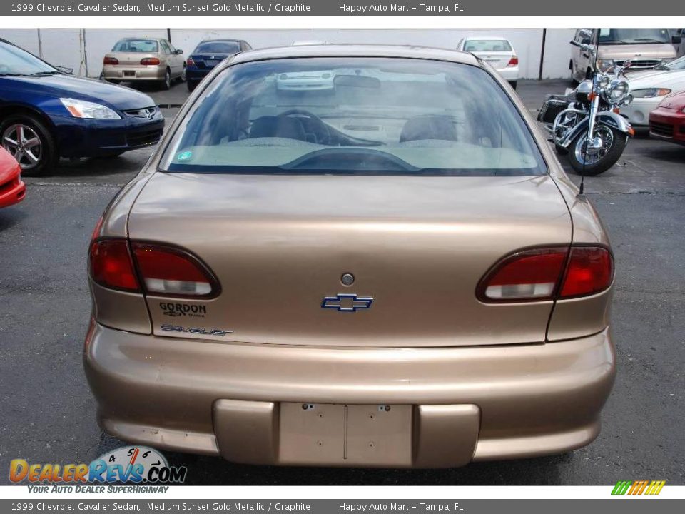 1999 Chevrolet Cavalier Sedan Medium Sunset Gold Metallic / Graphite Photo #7