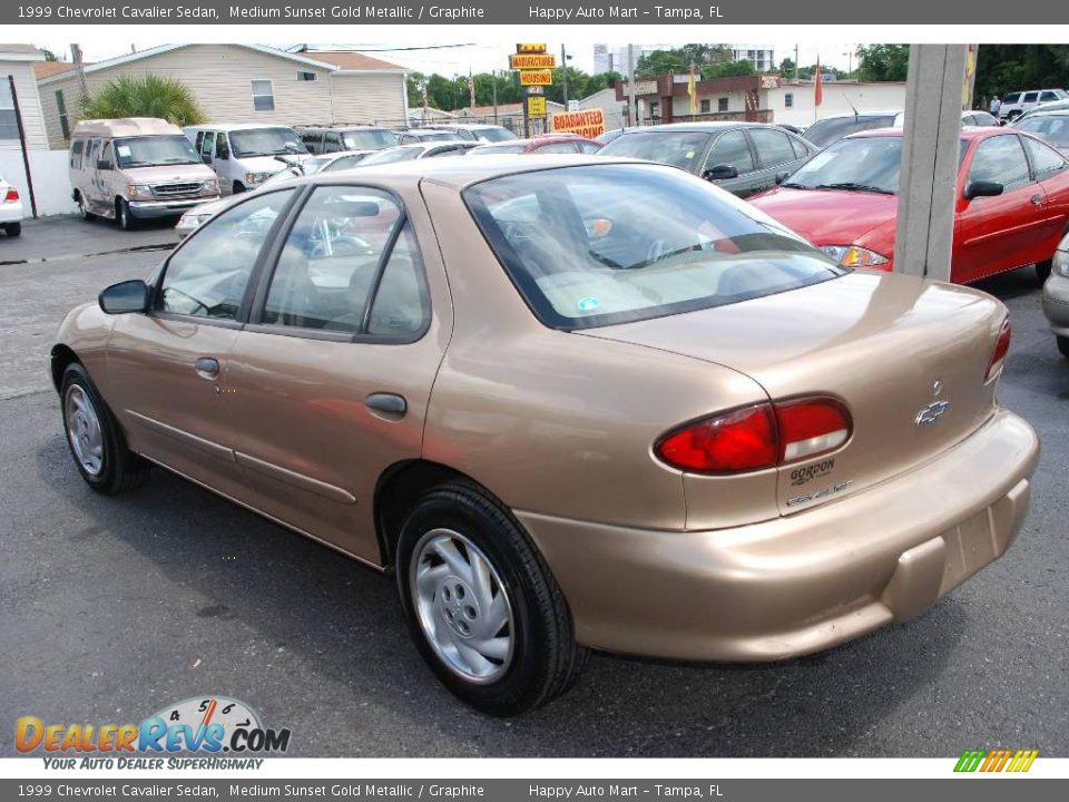 1999 Chevrolet Cavalier Sedan Medium Sunset Gold Metallic / Graphite Photo #8