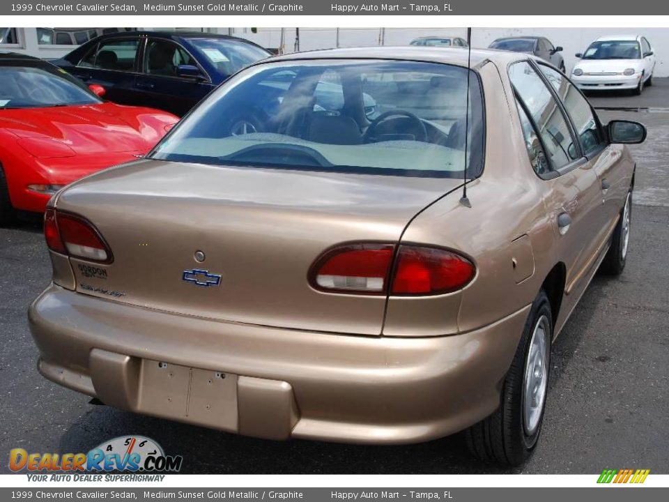 1999 Chevrolet Cavalier Sedan Medium Sunset Gold Metallic / Graphite Photo #9