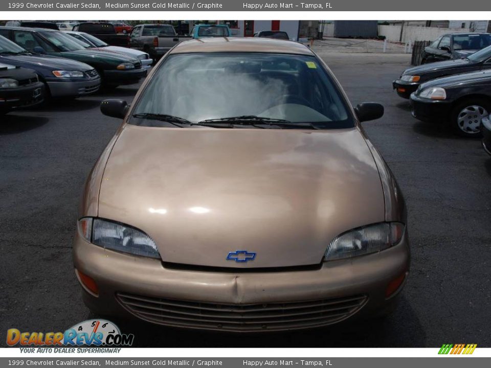 1999 Chevrolet Cavalier Sedan Medium Sunset Gold Metallic / Graphite Photo #10