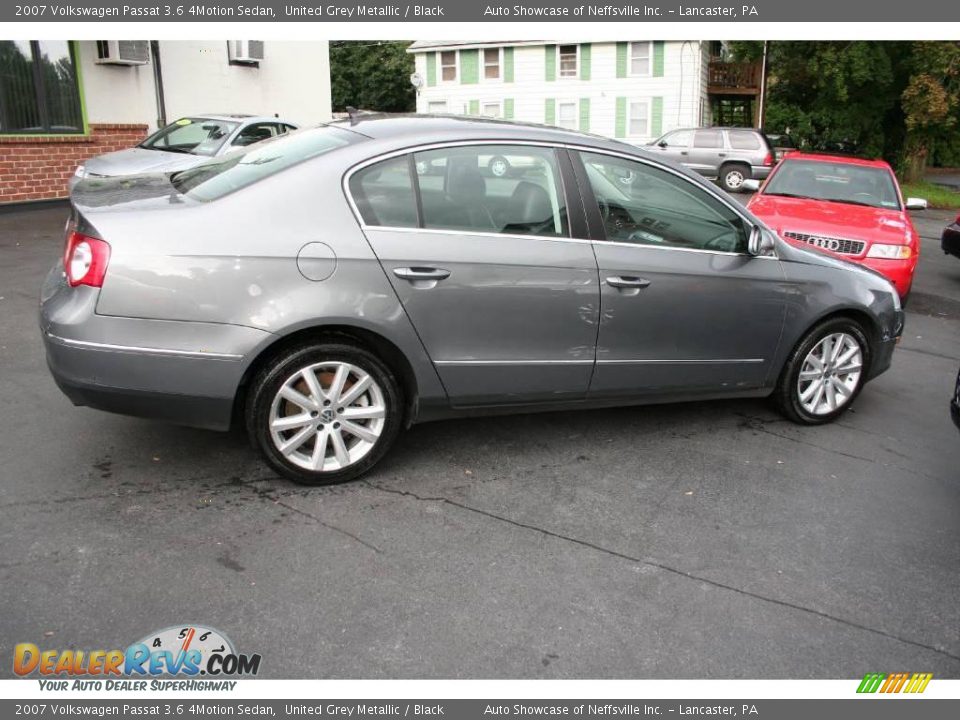 2007 Volkswagen Passat 3.6 4Motion Sedan United Grey Metallic / Black Photo #3