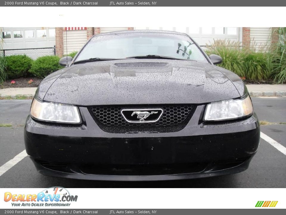 2000 Ford Mustang V6 Coupe Black / Dark Charcoal Photo #2