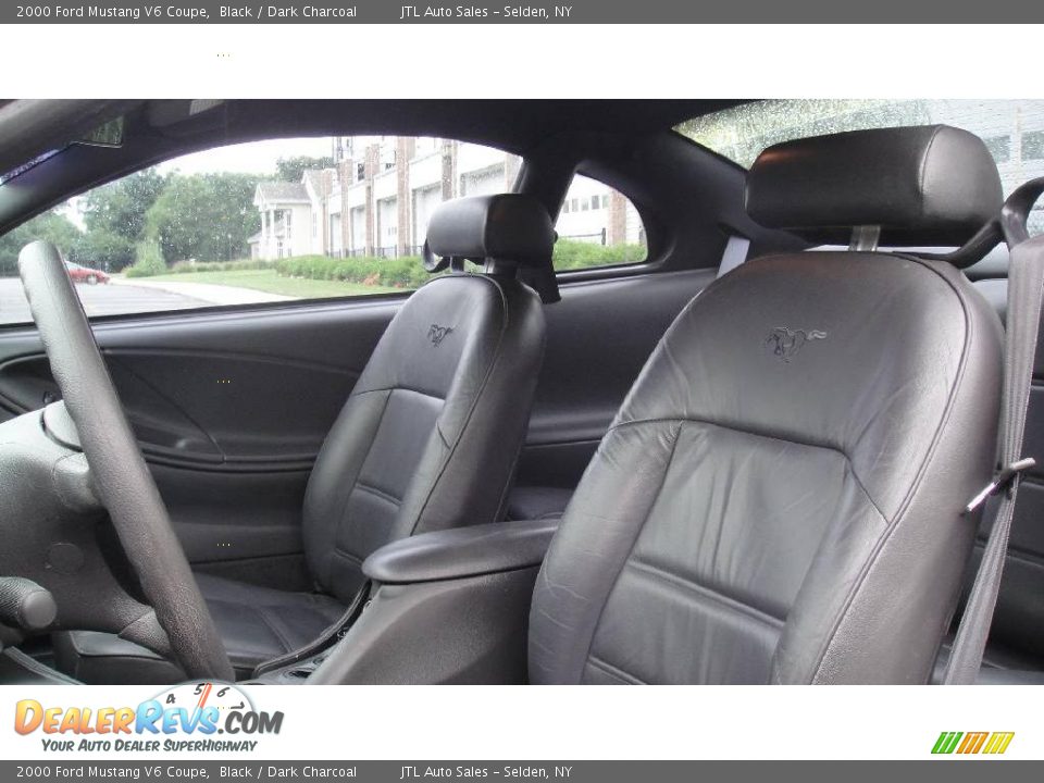 2000 Ford Mustang V6 Coupe Black / Dark Charcoal Photo #9