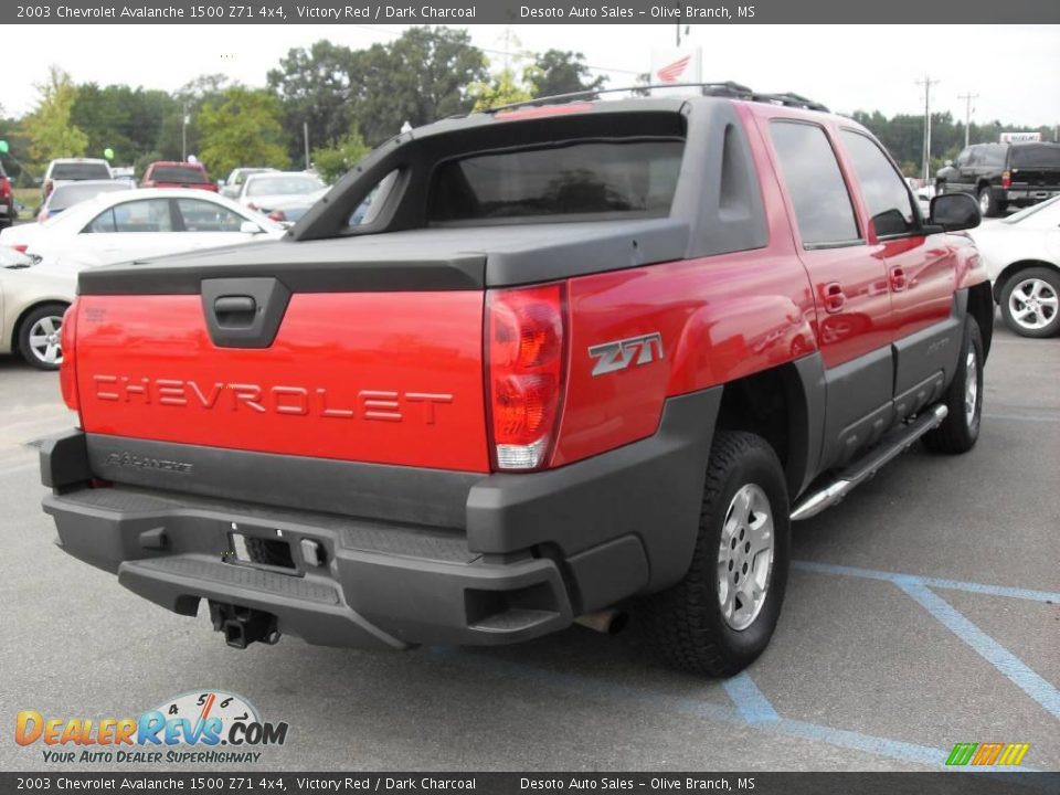 2003 Chevrolet Avalanche 1500 Z71 4x4 Victory Red / Dark Charcoal Photo #6