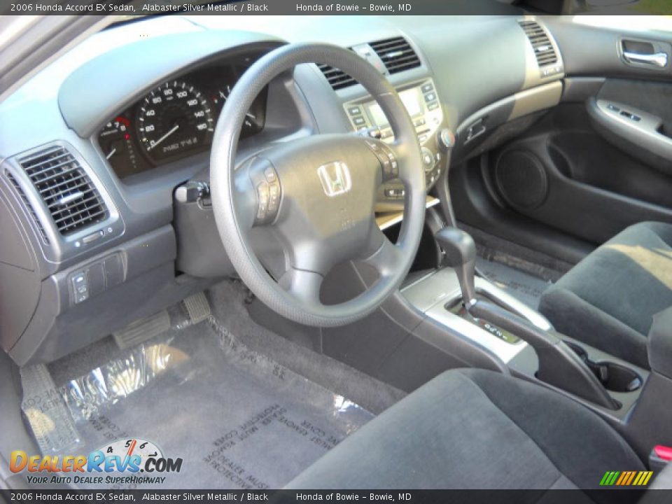 2006 Honda Accord EX Sedan Alabaster Silver Metallic / Black Photo #11