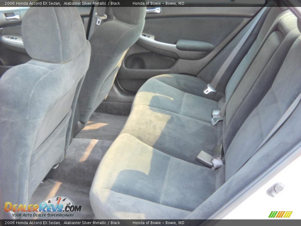 2006 Honda Accord EX Sedan Alabaster Silver Metallic / Black Photo #12