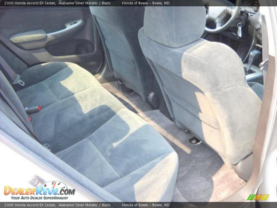 2006 Honda Accord EX Sedan Alabaster Silver Metallic / Black Photo #19