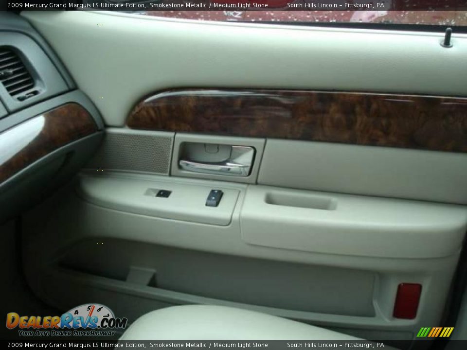 2009 Mercury Grand Marquis LS Ultimate Edition Smokestone Metallic / Medium Light Stone Photo #12