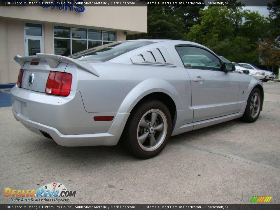 2006 Ford Mustang GT Premium Coupe Satin Silver Metallic / Dark Charcoal Photo #8