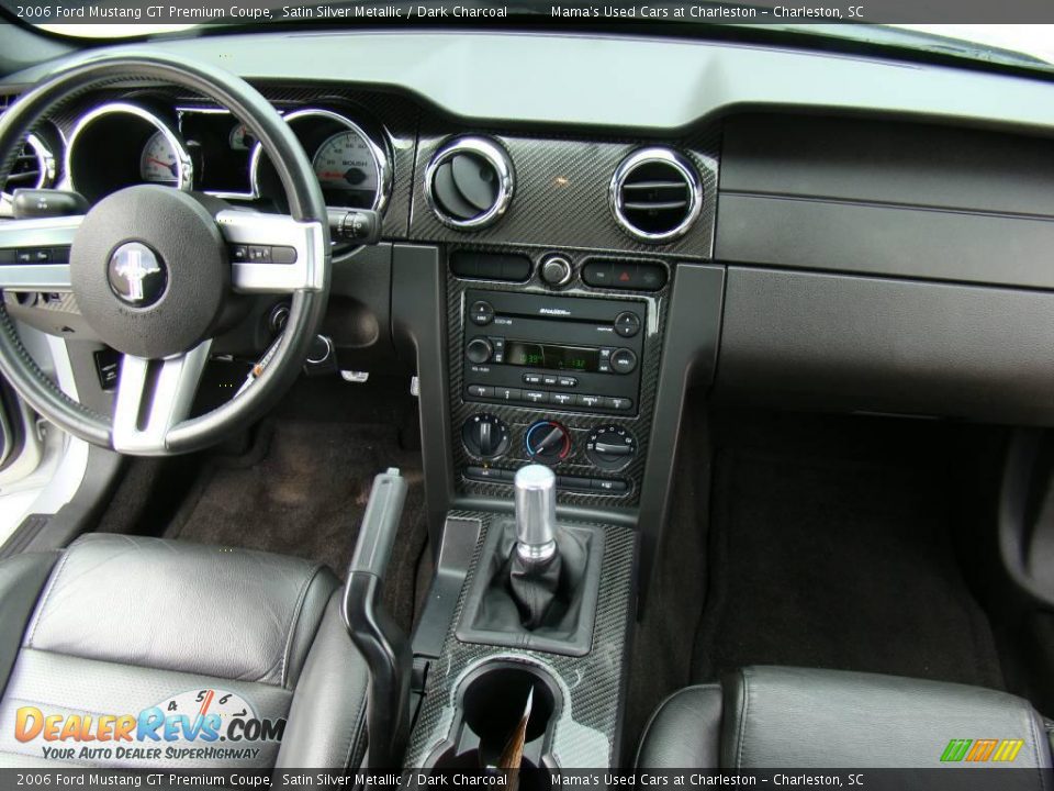 2006 Ford Mustang GT Premium Coupe Satin Silver Metallic / Dark Charcoal Photo #11
