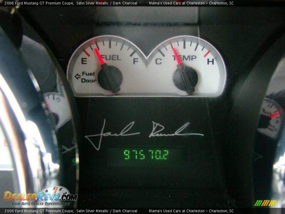 2006 Ford Mustang GT Premium Coupe Satin Silver Metallic / Dark Charcoal Photo #16