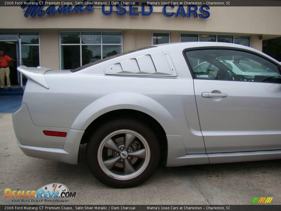 2006 Ford Mustang GT Premium Coupe Satin Silver Metallic / Dark Charcoal Photo #22