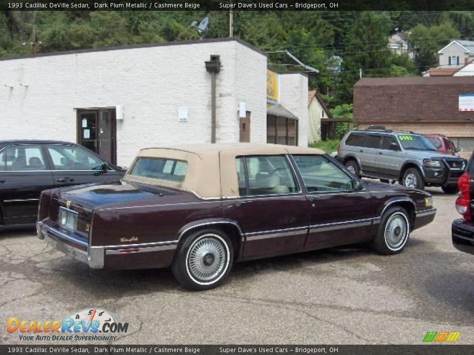 1993 Cadillac DeVille Sedan Dark Plum Metallic / Cashmere Beige Photo #4