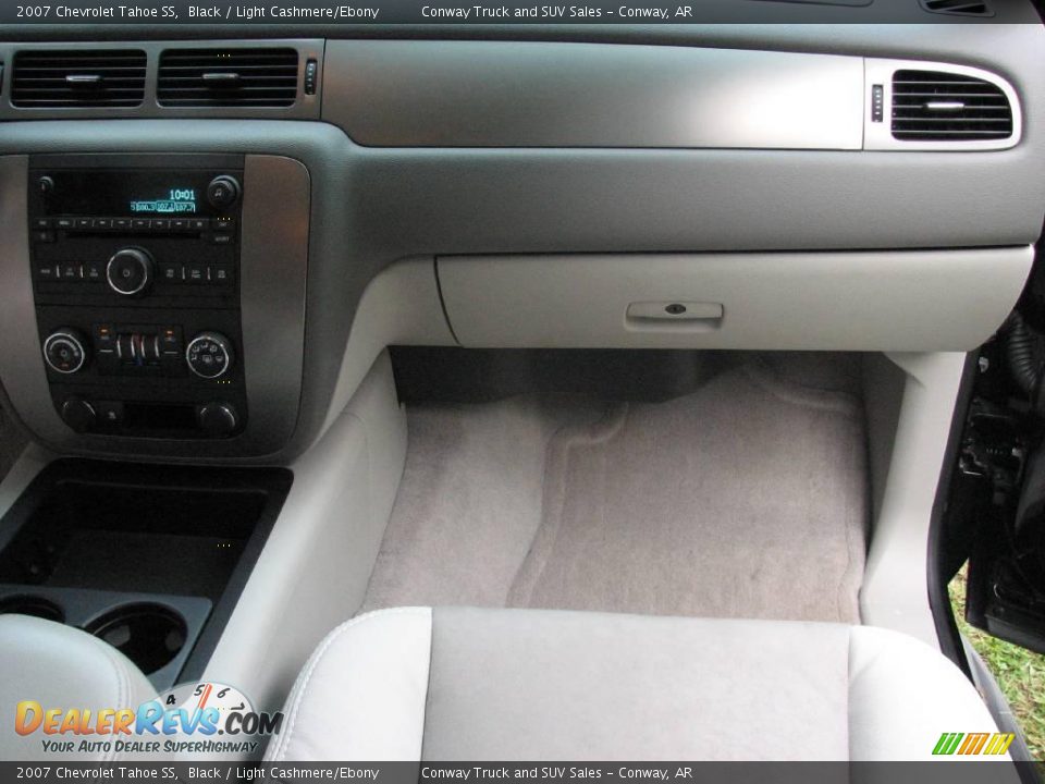 2007 Chevrolet Tahoe SS Black / Light Cashmere/Ebony Photo #16