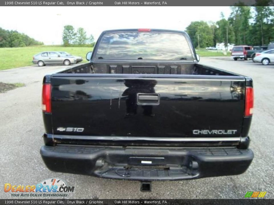 1998 Chevrolet S10 LS Regular Cab Onyx Black / Graphite Photo #4