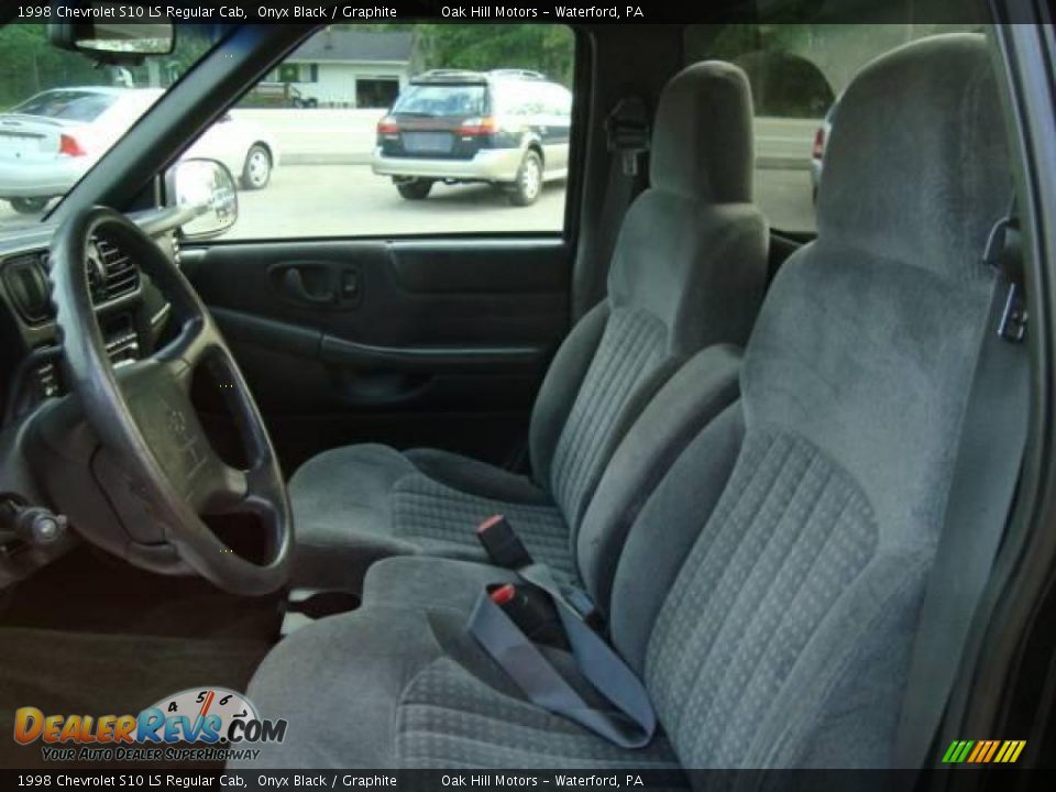 1998 Chevrolet S10 LS Regular Cab Onyx Black / Graphite Photo #8