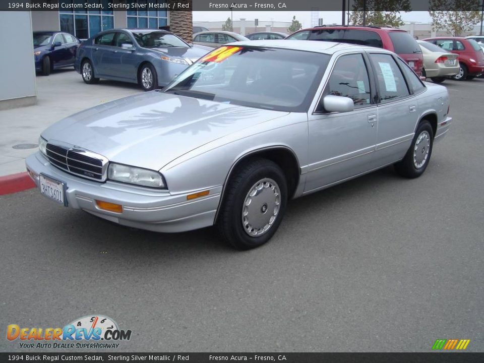 1994 Buick Regal Custom Sedan Sterling Silver Metallic / Red Photo #1