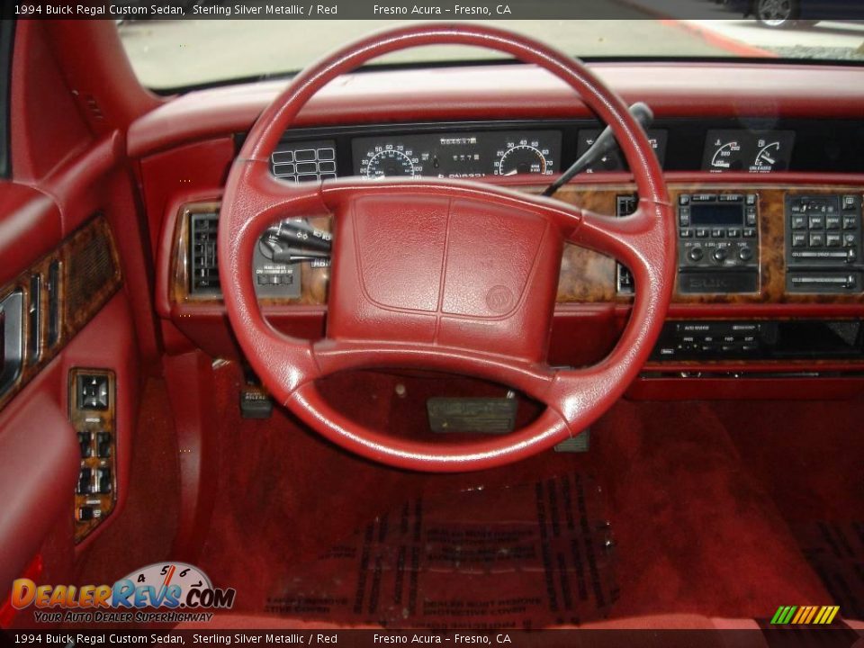 1994 Buick Regal Custom Sedan Sterling Silver Metallic / Red Photo #7