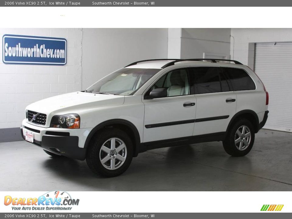 2006 Volvo XC90 2.5T Ice White / Taupe Photo #1