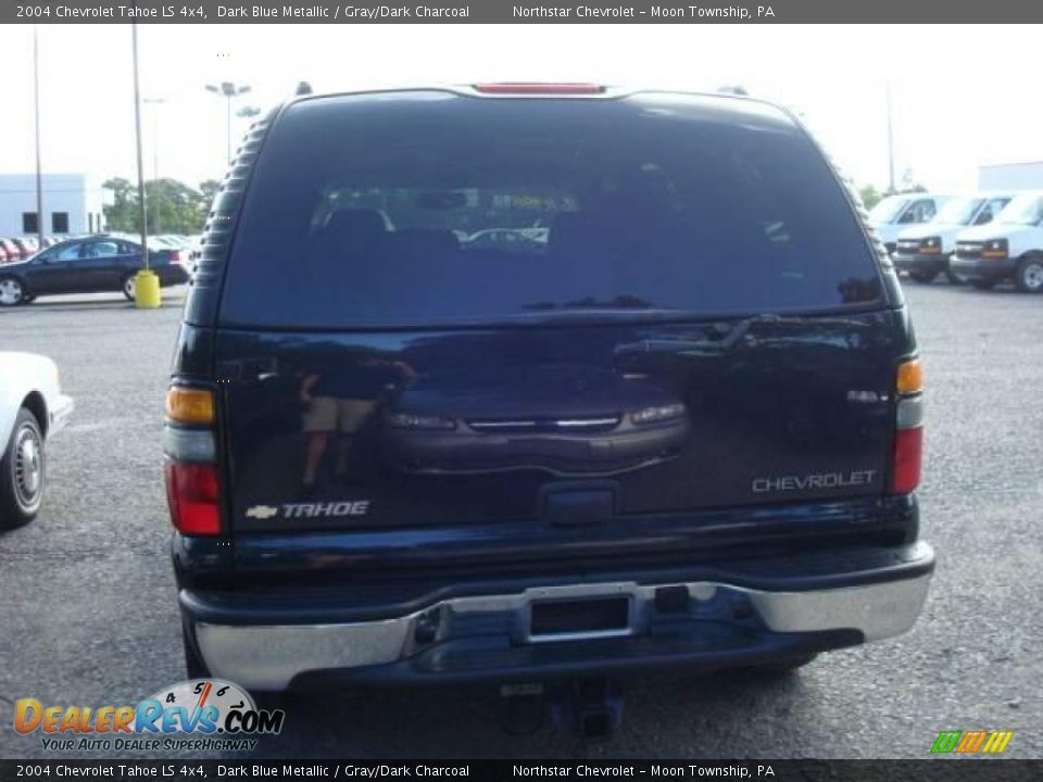 2004 Chevrolet Tahoe LS 4x4 Dark Blue Metallic / Gray/Dark Charcoal Photo #3