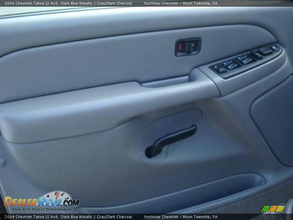 2004 Chevrolet Tahoe LS 4x4 Dark Blue Metallic / Gray/Dark Charcoal Photo #12