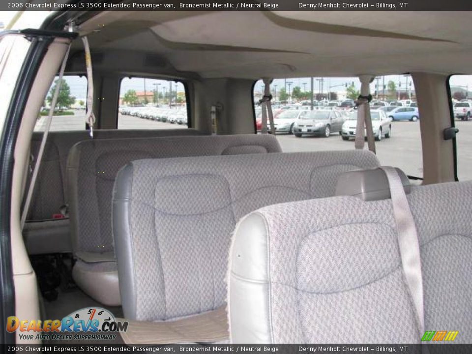 2006 Chevrolet Express LS 3500 Extended Passenger van Bronzemist Metallic / Neutral Beige Photo #9