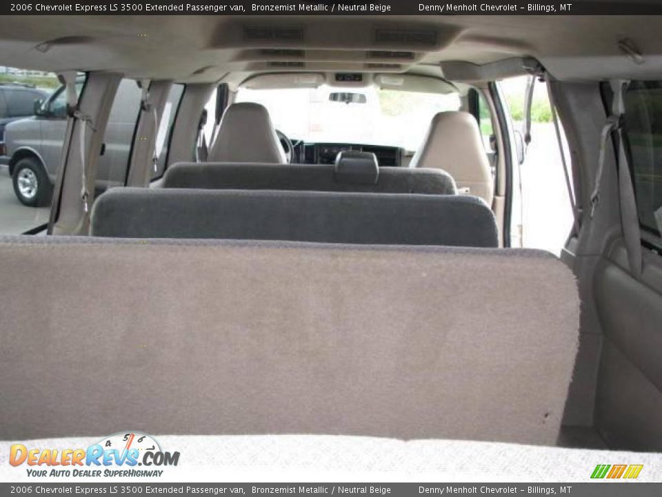 2006 Chevrolet Express LS 3500 Extended Passenger van Bronzemist Metallic / Neutral Beige Photo #10