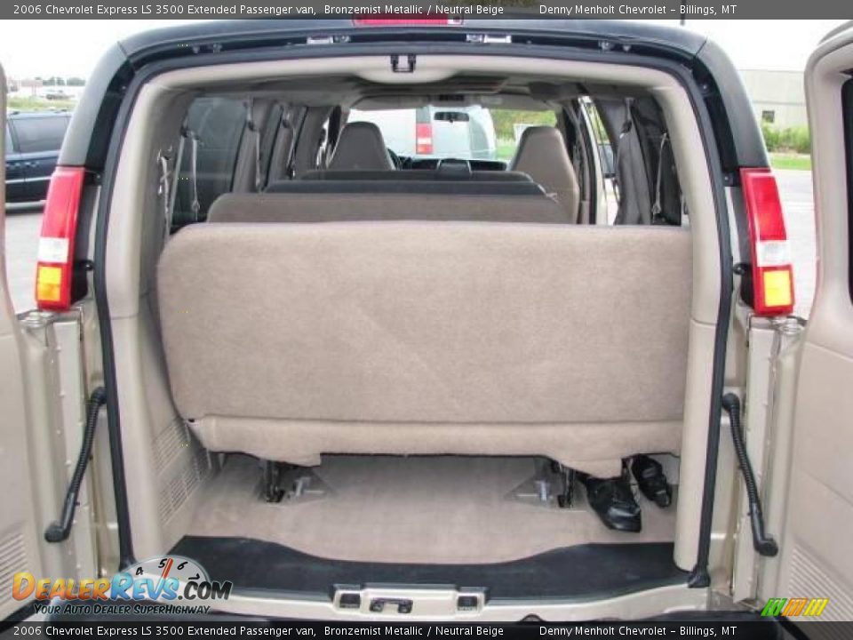 2006 Chevrolet Express LS 3500 Extended Passenger van Bronzemist Metallic / Neutral Beige Photo #11