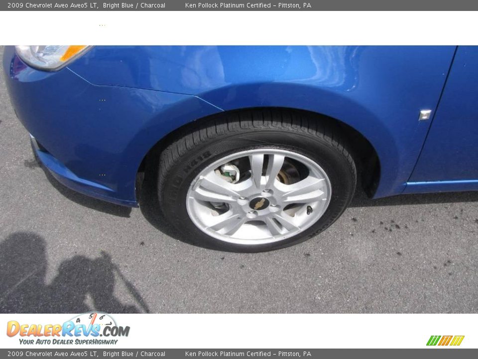2009 Chevrolet Aveo Aveo5 LT Bright Blue / Charcoal Photo #3