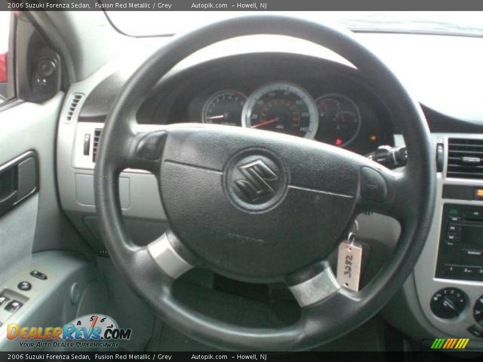 2006 Suzuki Forenza Sedan Fusion Red Metallic / Grey Photo #10