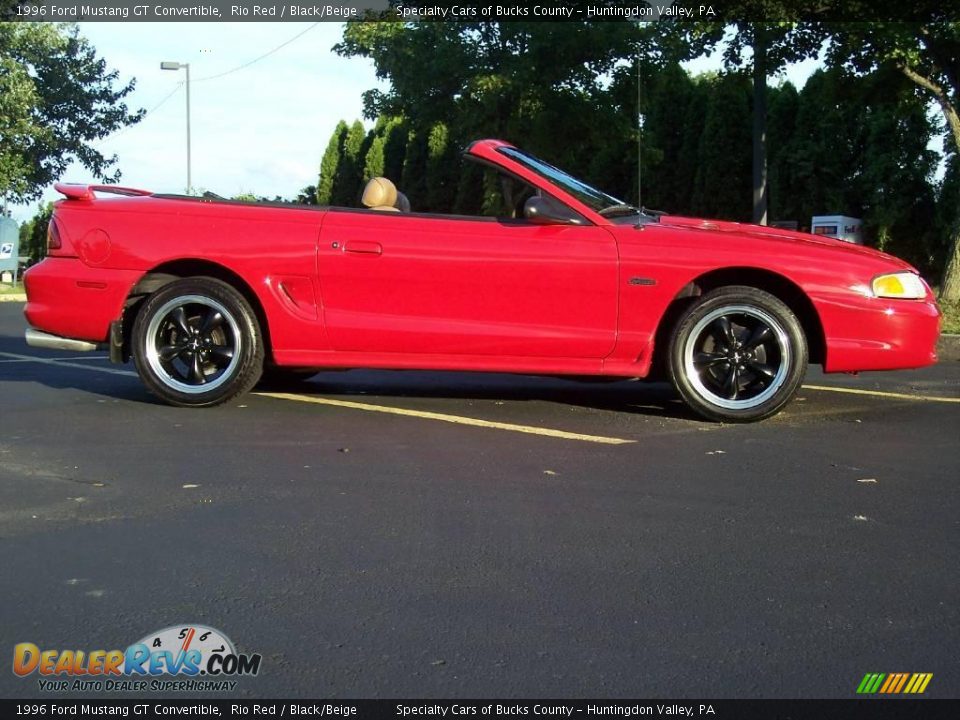 1996 Ford Mustang GT Convertible Rio Red / Black/Beige Photo #23