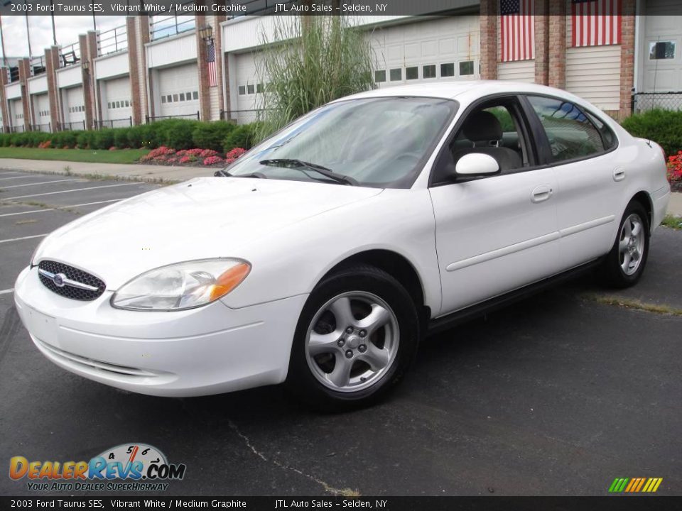 2003 Ford Taurus SES Vibrant White / Medium Graphite Photo #1