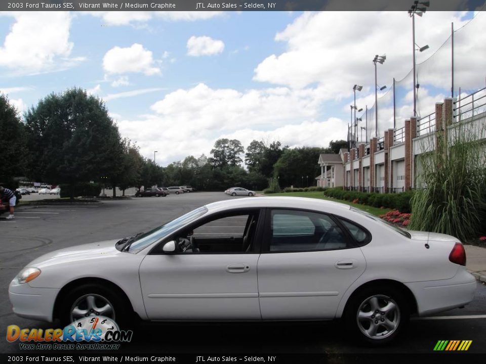 2003 Ford Taurus SES Vibrant White / Medium Graphite Photo #3