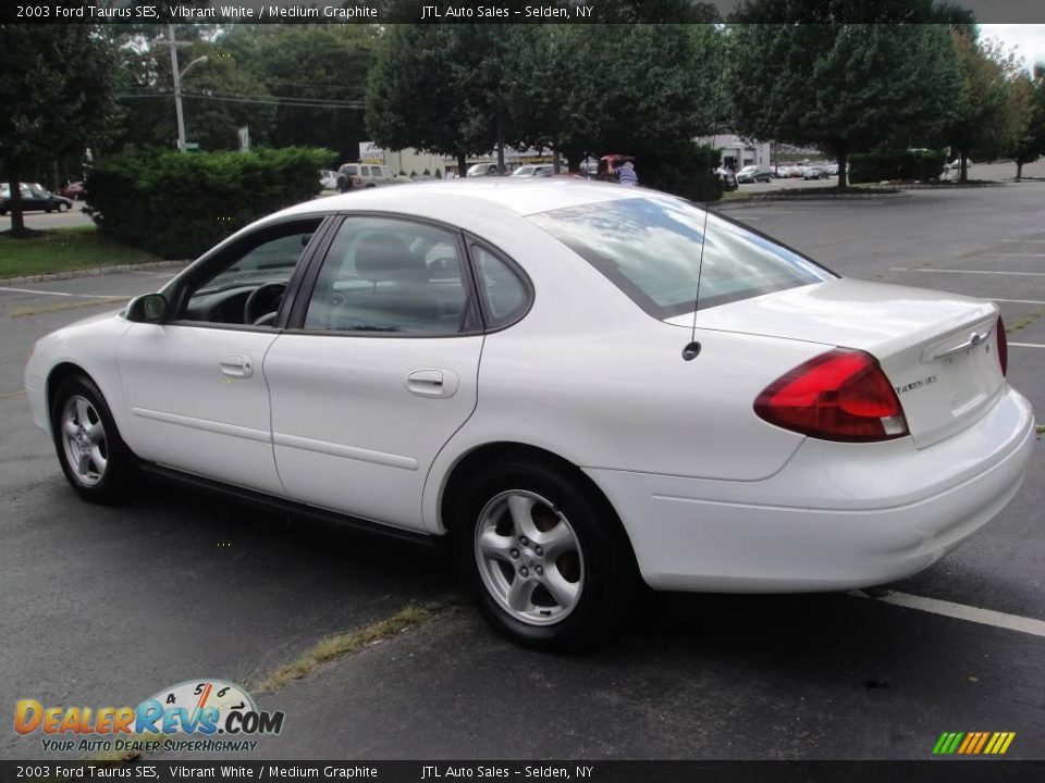 2003 Ford Taurus SES Vibrant White / Medium Graphite Photo #4