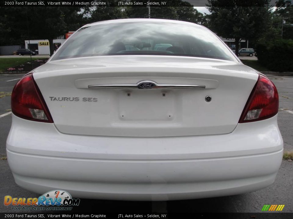 2003 Ford Taurus SES Vibrant White / Medium Graphite Photo #5