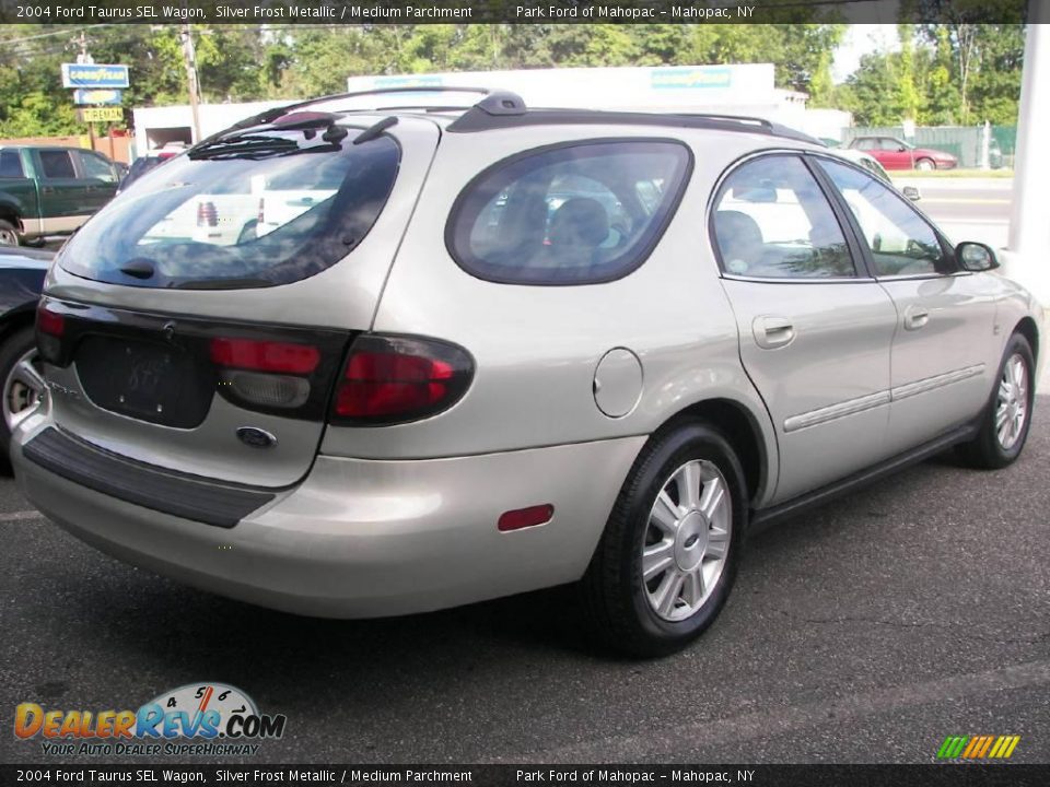 2004 Ford Taurus SEL Wagon Silver Frost Metallic / Medium Parchment Photo #4