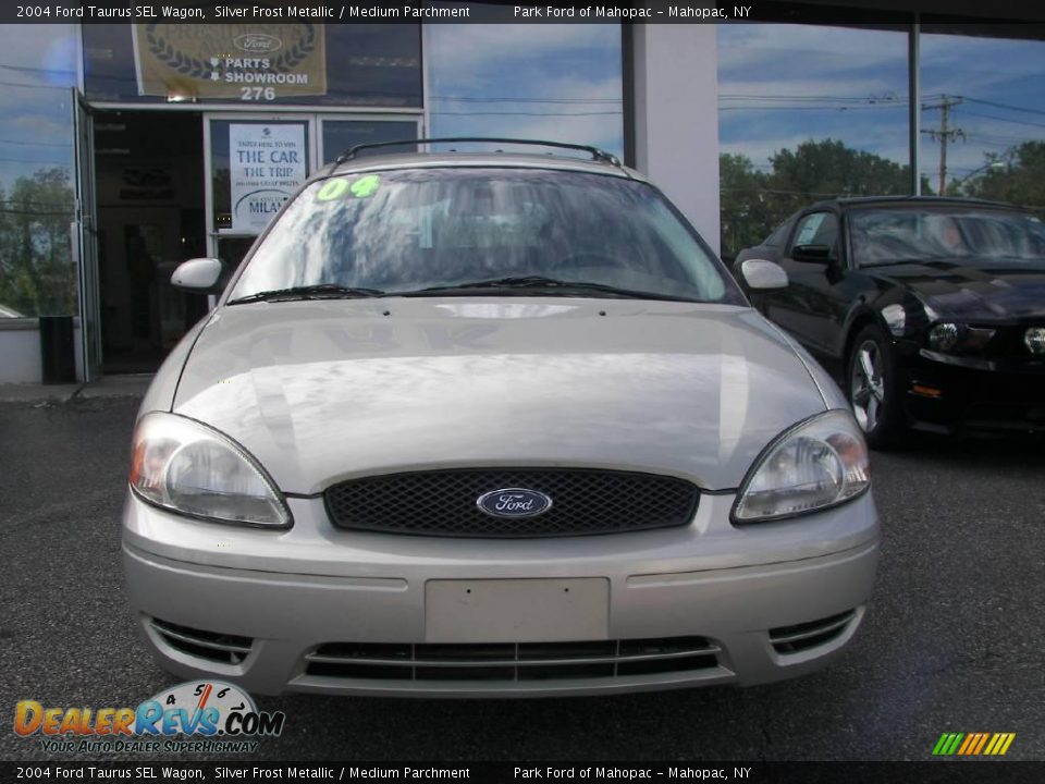 2004 Ford Taurus SEL Wagon Silver Frost Metallic / Medium Parchment Photo #25