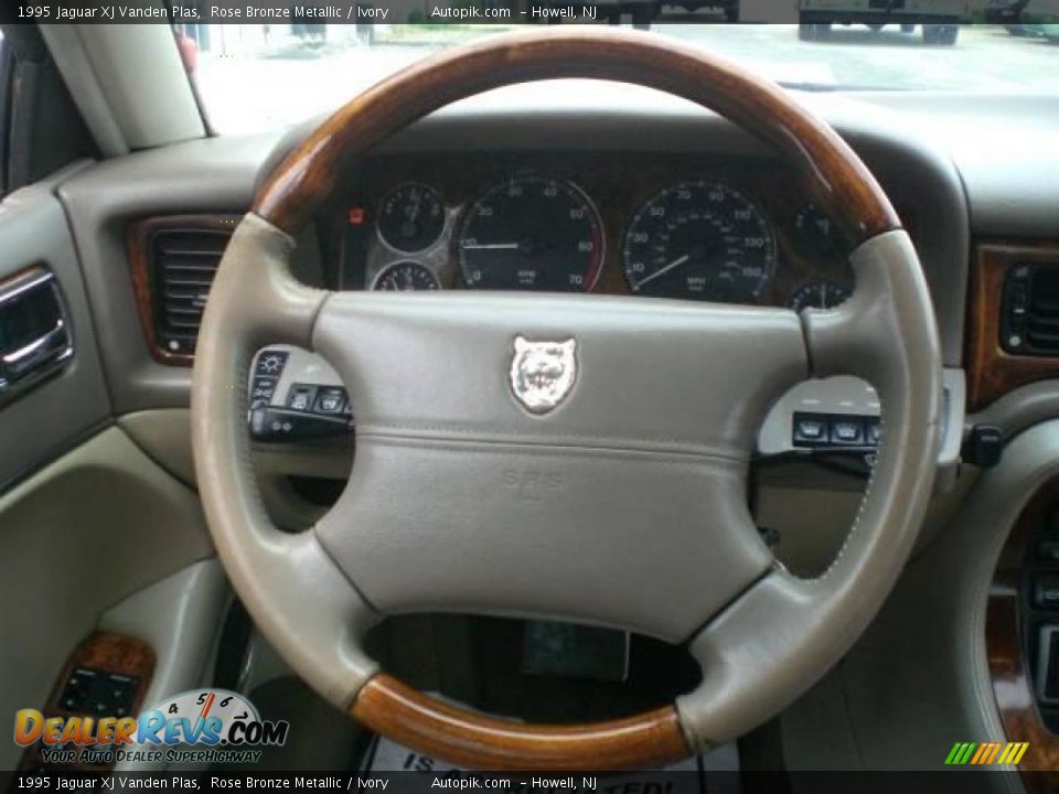 1995 Jaguar XJ Vanden Plas Rose Bronze Metallic / Ivory Photo #13