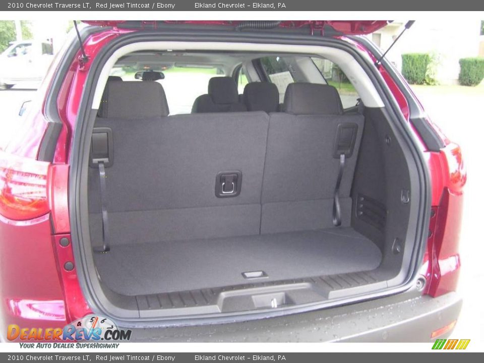 2010 Chevrolet Traverse LT Red Jewel Tintcoat / Ebony Photo #11