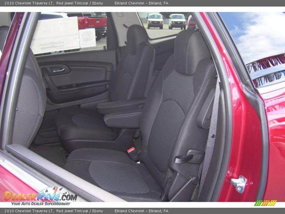 2010 Chevrolet Traverse LT Red Jewel Tintcoat / Ebony Photo #13